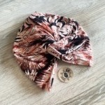 Modelo Turbante multipostura. Estampado 14. Toofeel