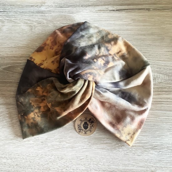 Modelo Turbante multipostura. Estampado 7. Toofeel