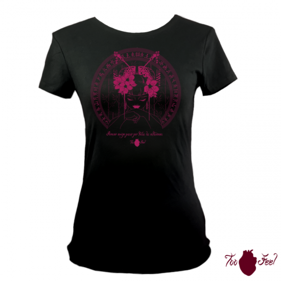 Camiseta manga corta negra. Japonesa, rosa. Toofeel