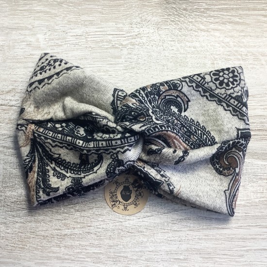 Modelo Nudo fino. Estampado 6. Otoño-Invierno. Toofeel moda alternativa