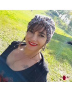 Gorrito pin-up. Diseños únicos hechos a mano con estampados llenos de color. Toofeel moda alternativa a tu medida 