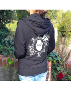 Sudadera para mujer color negro con logotipo de Toofeel moda alternativa